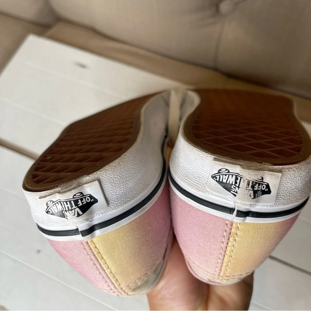 Vans Sneakers Aura Shift Multicolor True White Womens Size 8 Sneakers canvas